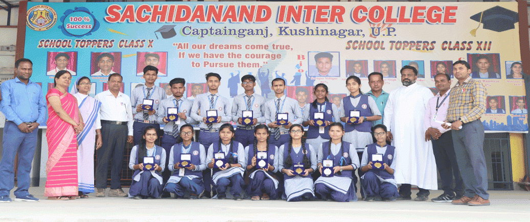 Prize Distribution To Topperse